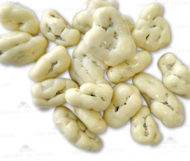 Noix de pecan dubai enrobé chocolat blanc 100Gr
